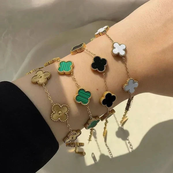 Conjunto de Seis Pulseiras Clover